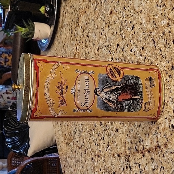 VINTAGE Metal Luce DeCIELO SPAGHETTI TIN collectors Find - Picture 3 of 5